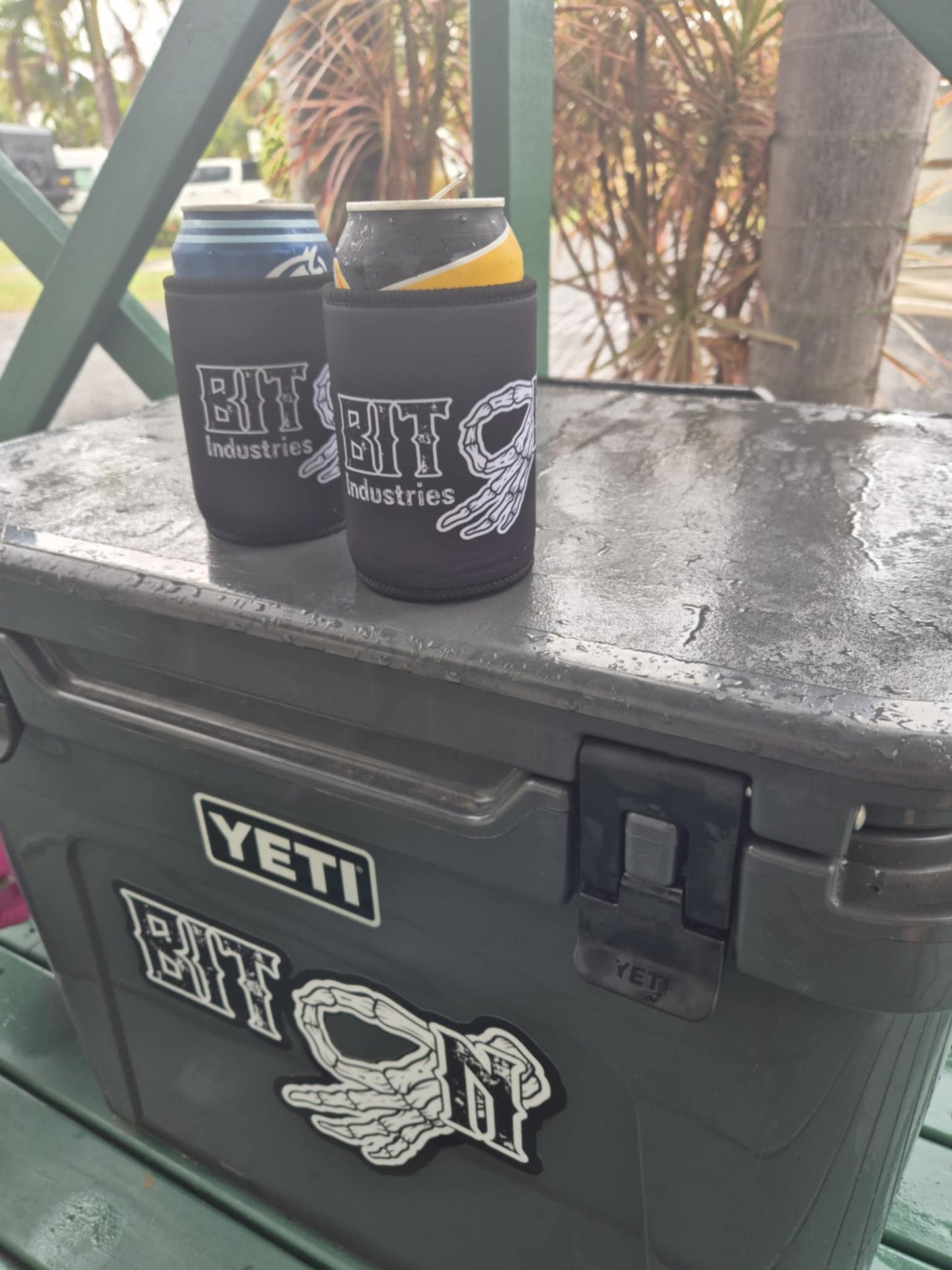 BIT ON Cooler